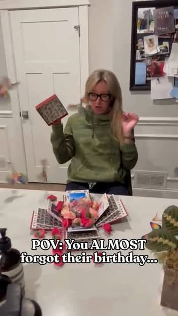 Sending a last minute gift has never been so shocking 🤭⁠
⁠
  ideas 