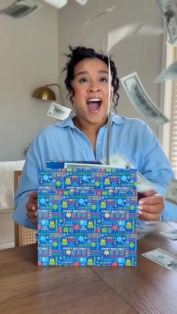 Who can resist custom money with your face? Or your PETS face? 🥹⁠
⁠
   