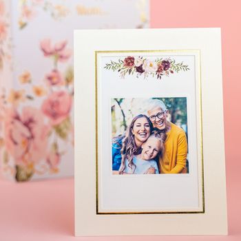 Picture of Cardboard picture frame