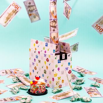 Picture of Celebration Billionaire Box™, Picture 1