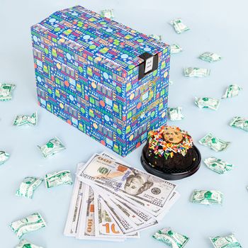 Picture of Birthday Billionaire Box™ , Picture 1