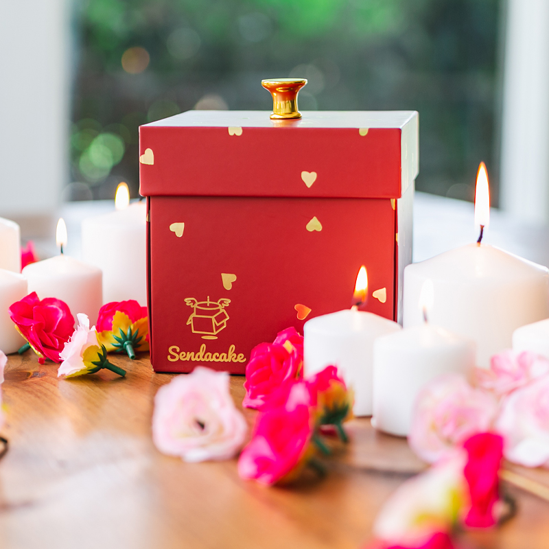 Love Mini Cake Explosion Box | Delivery Nationwide | SendaCake.com
