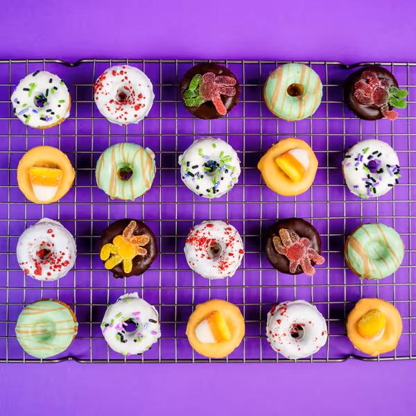 Halloween Donut Tower 🍩