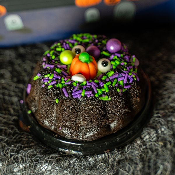 Haunted House Bat Surprise 🦇