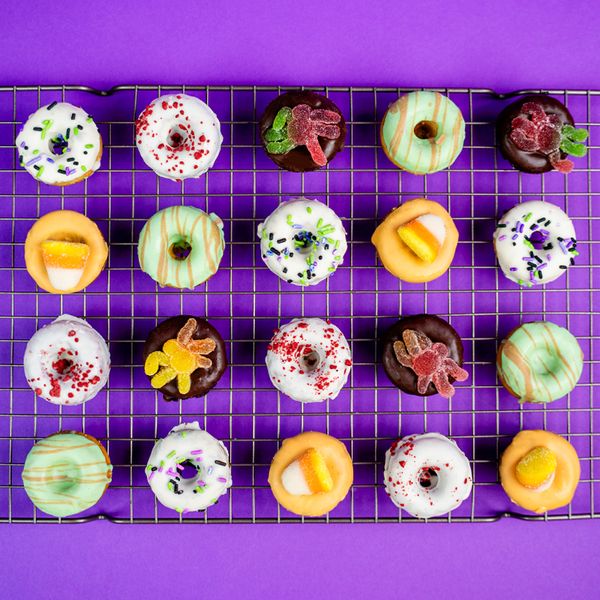 Halloween Donut Tower 🍩