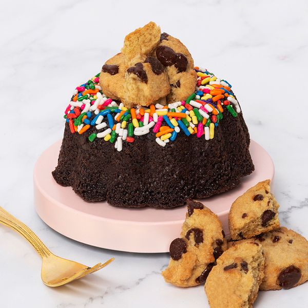 Surprise Cake Explosion Box Gift with Flying Butterfly Surprise