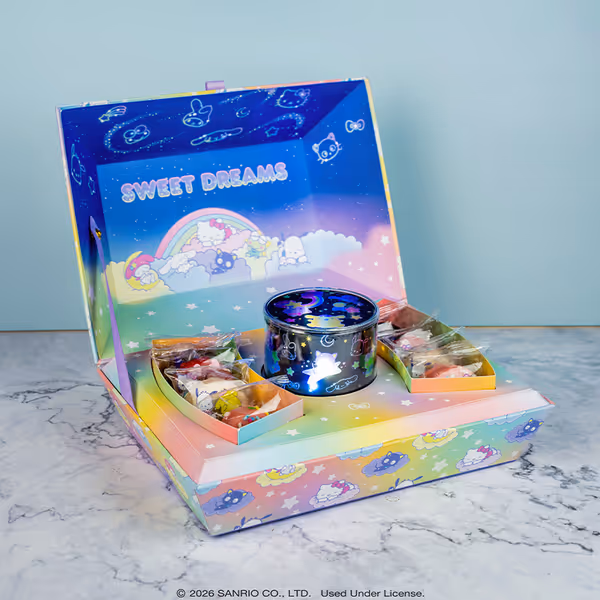 HELLO KITTY®️ AND FRIENDS Sweet Dreams Box 